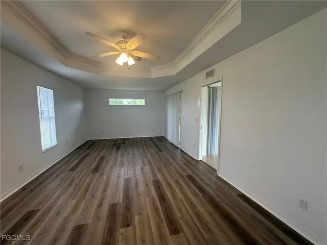 $1,975 | 3929 Northwest 42nd Avenue, Cape Coral, FL 33993