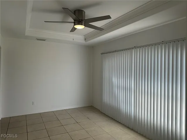 $1,975 | 3929 Northwest 42nd Avenue, Cape Coral, FL 33993