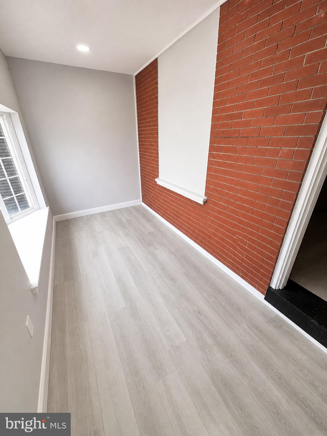 5542 Elliott Street Philadelphia, PA 19143 - Photo 4 of 24