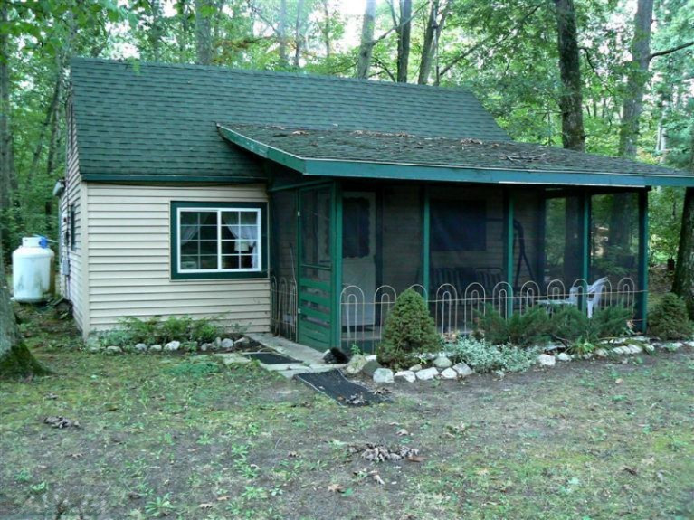 2585 North Benson Road Fountain, MI 49410 - Photo 1 of 11 Primary Photo