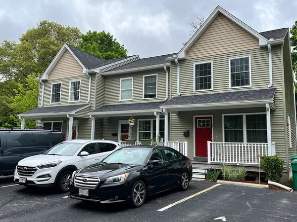 $339,900 | 17 Arcade Street, Unit B, Northbridge, MA 01588