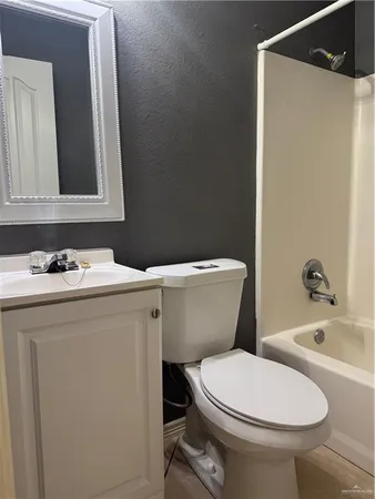$1,600 | 112 Msg Mario A Solis Lane, La Villa, TX 78562
