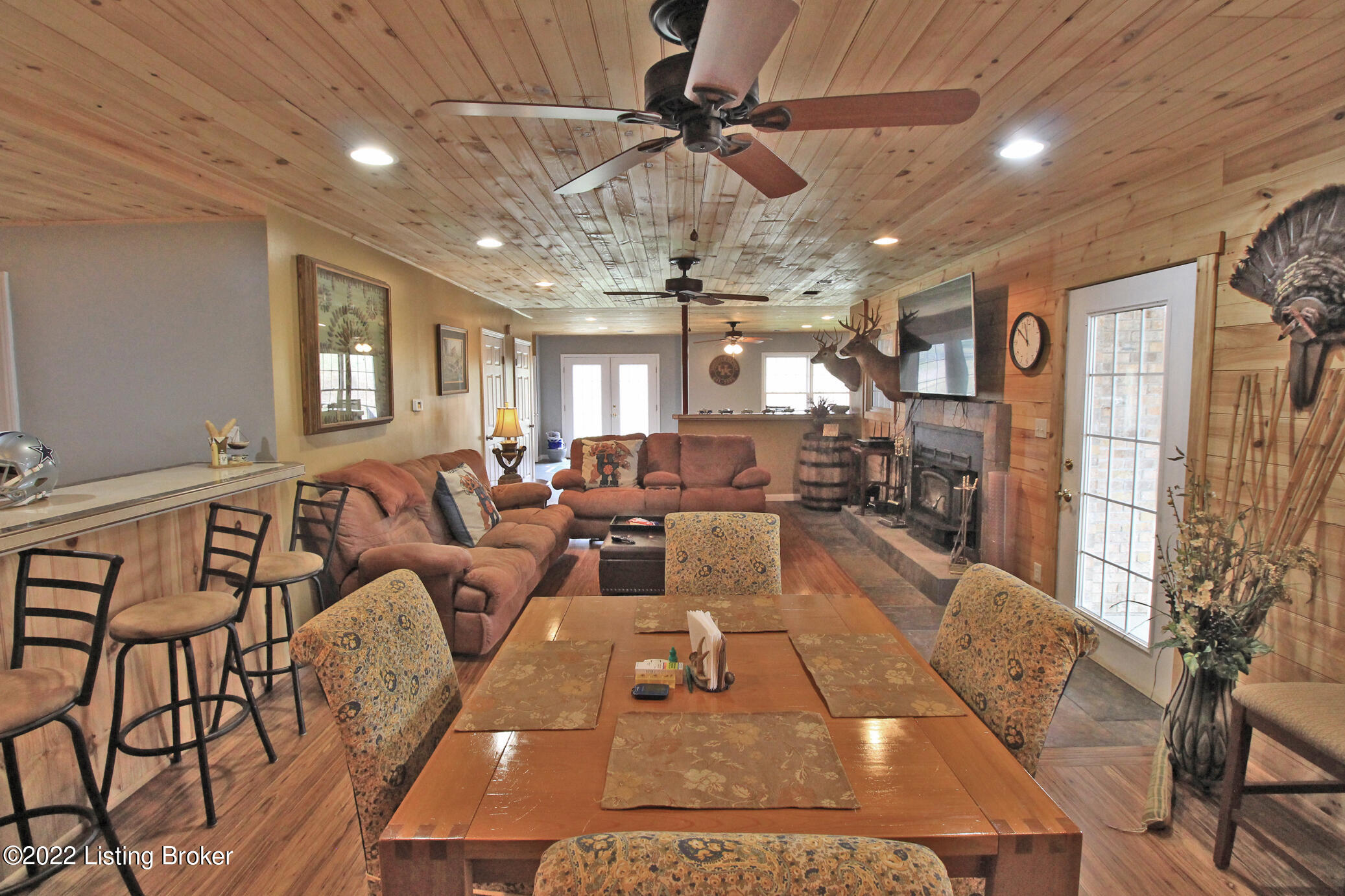 4325 Pea Ridge Road Waddy, KY 40076 - Photo 41 of 70 Dining Area Lower Level