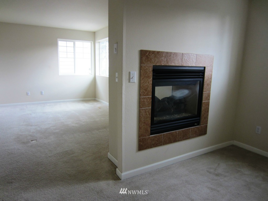 523 Field Place Northeast Renton, WA 98059 - Photo 14 of 22