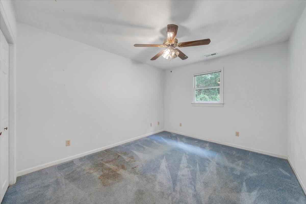 4144 Daugherty Road Salem, VA 24153 - Photo 29 of 57 27-MIB01873