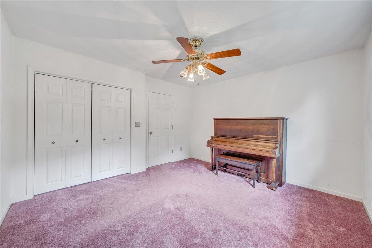 4144 Daugherty Road Salem, VA 24153 - Photo 32 of 57 30-MIB01882