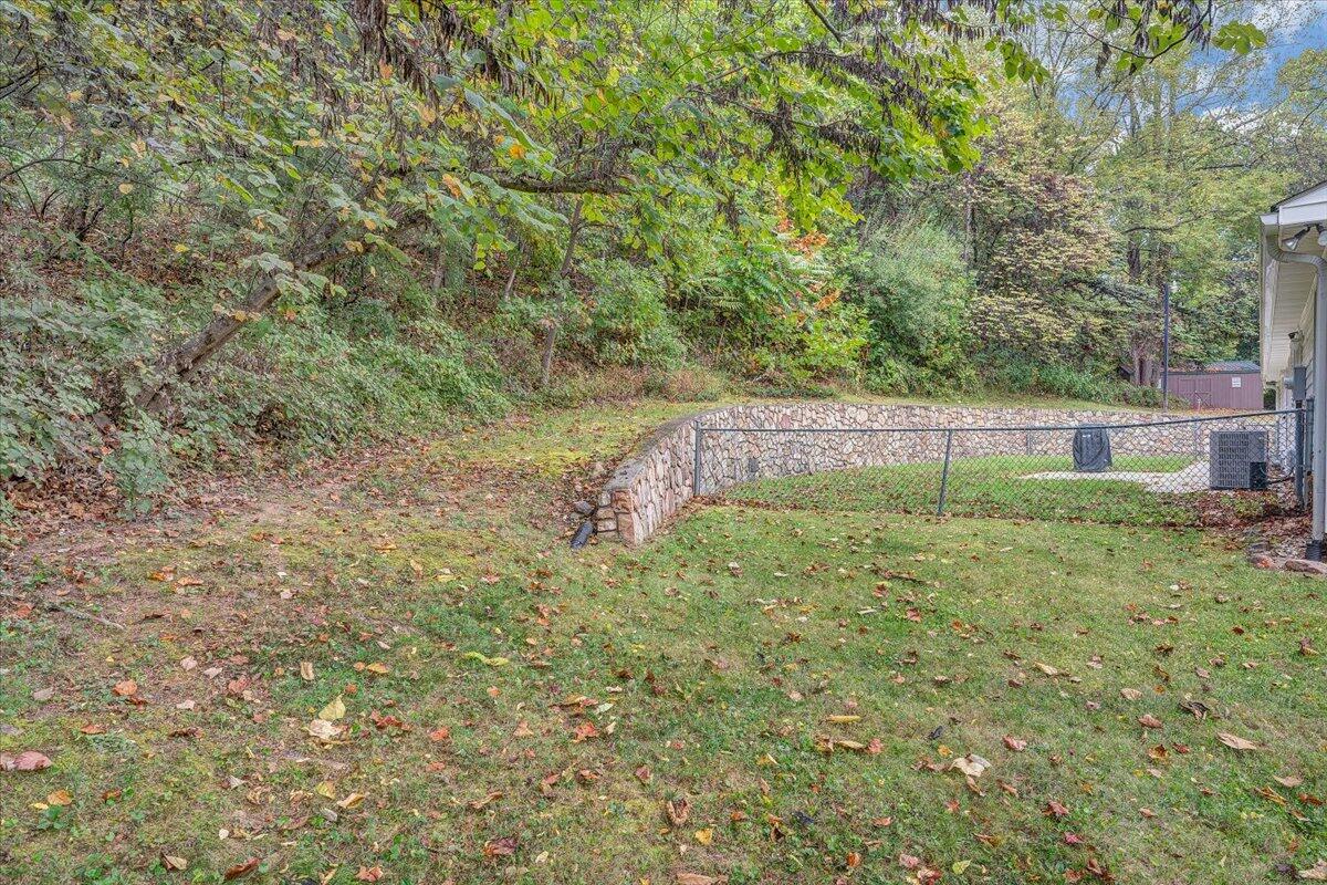 4144 Daugherty Road Salem, VA 24153 - Photo 47 of 57 46-MIB02050