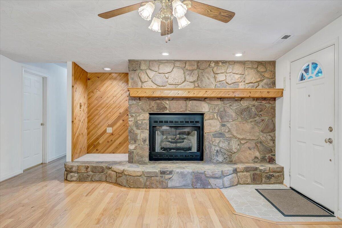 4144 Daugherty Road Salem, VA 24153 - Photo 6 of 57 04-MIB02017
