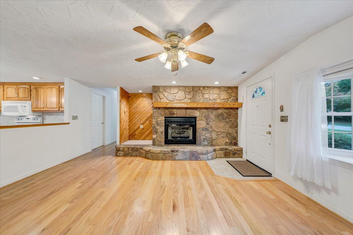 4144 Daugherty Road Salem, VA 24153 - Photo 7 of 57 05-MIB02020