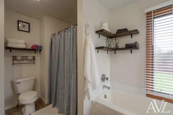 $549,900 | 11855 Woodland Park Drive Northeast, Belding, MI 48809