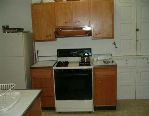 103 Overbrook Boulevard Carrick, PA 15210 - Photo 2 of 7 Kitchen.