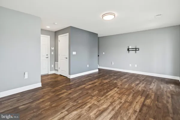 $623,500 | 7081 Mongoose Trail, Gainesville, VA 20155