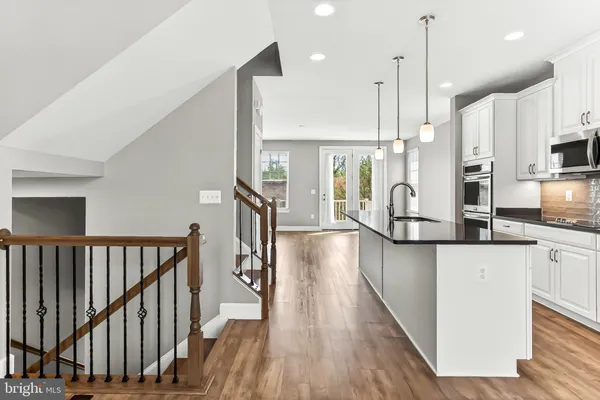 $623,500 | 7081 Mongoose Trail, Gainesville, VA 20155