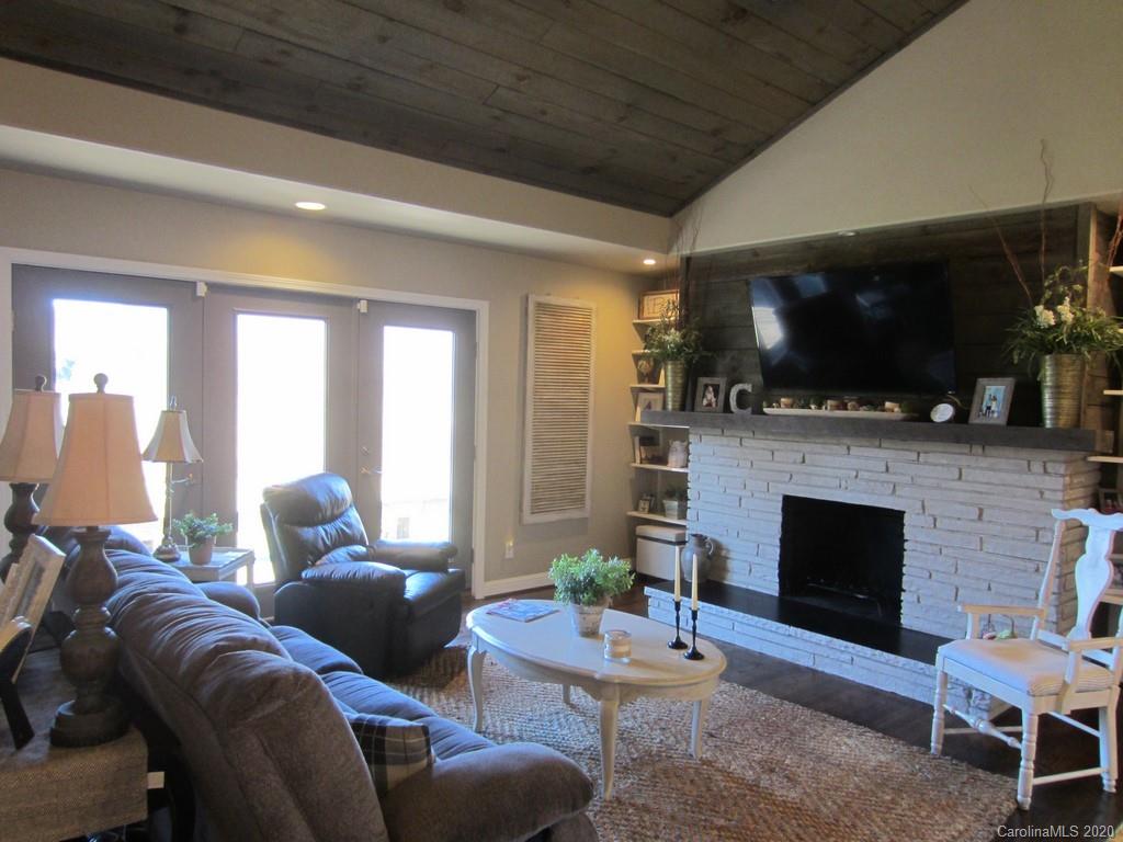 106 Trantham Road Canton, NC 28716 - Photo 9 of 30