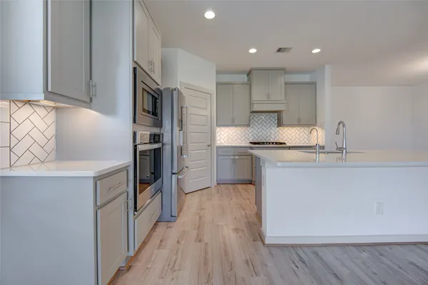 $2,550 | 3018 Schultz Manor Lane, Katy, TX 77494