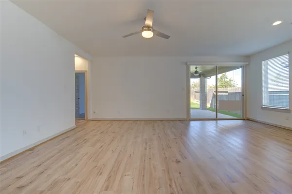 $2,550 | 3018 Schultz Manor Lane, Katy, TX 77494