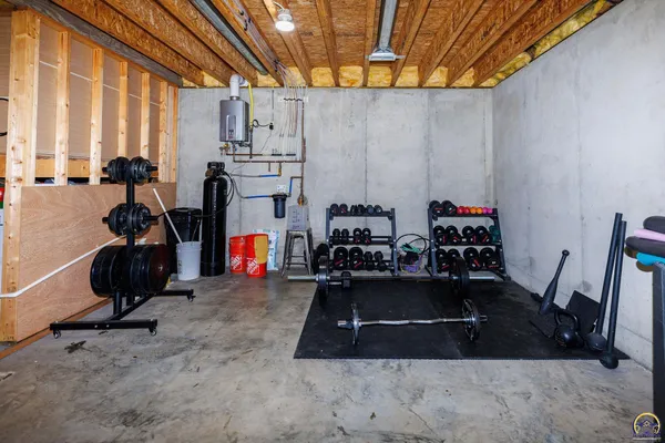 $725,000 | 4230 Northwest Valencia Road, Silver Lake, KS 66539