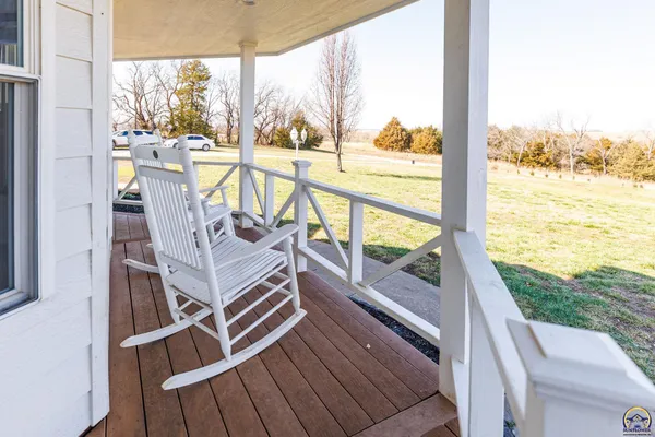 $725,000 | 4230 Northwest Valencia Road, Silver Lake, KS 66539