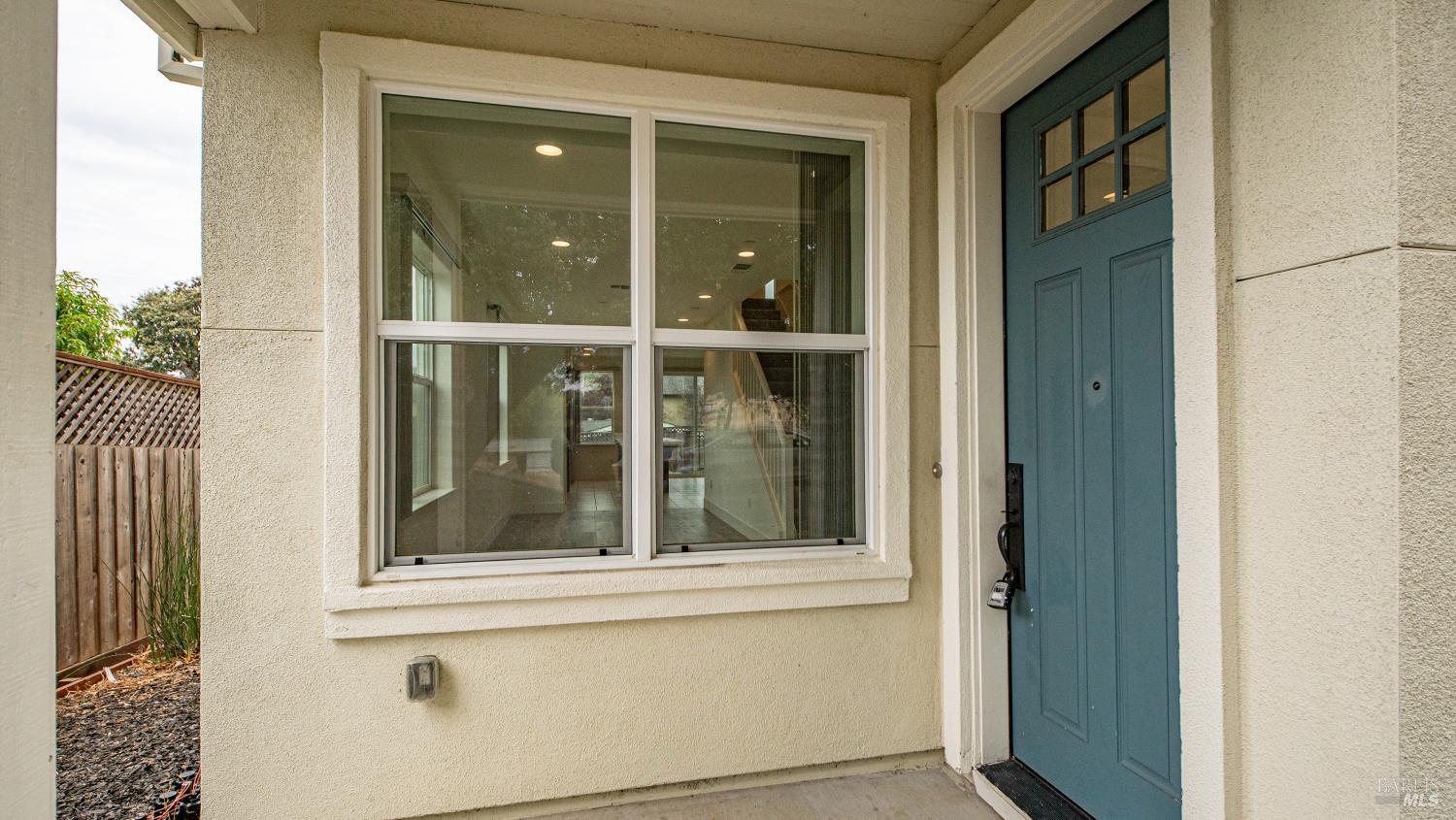 4608 Tavares Lane Santa Rosa, CA 95409 - Photo 3 of 37