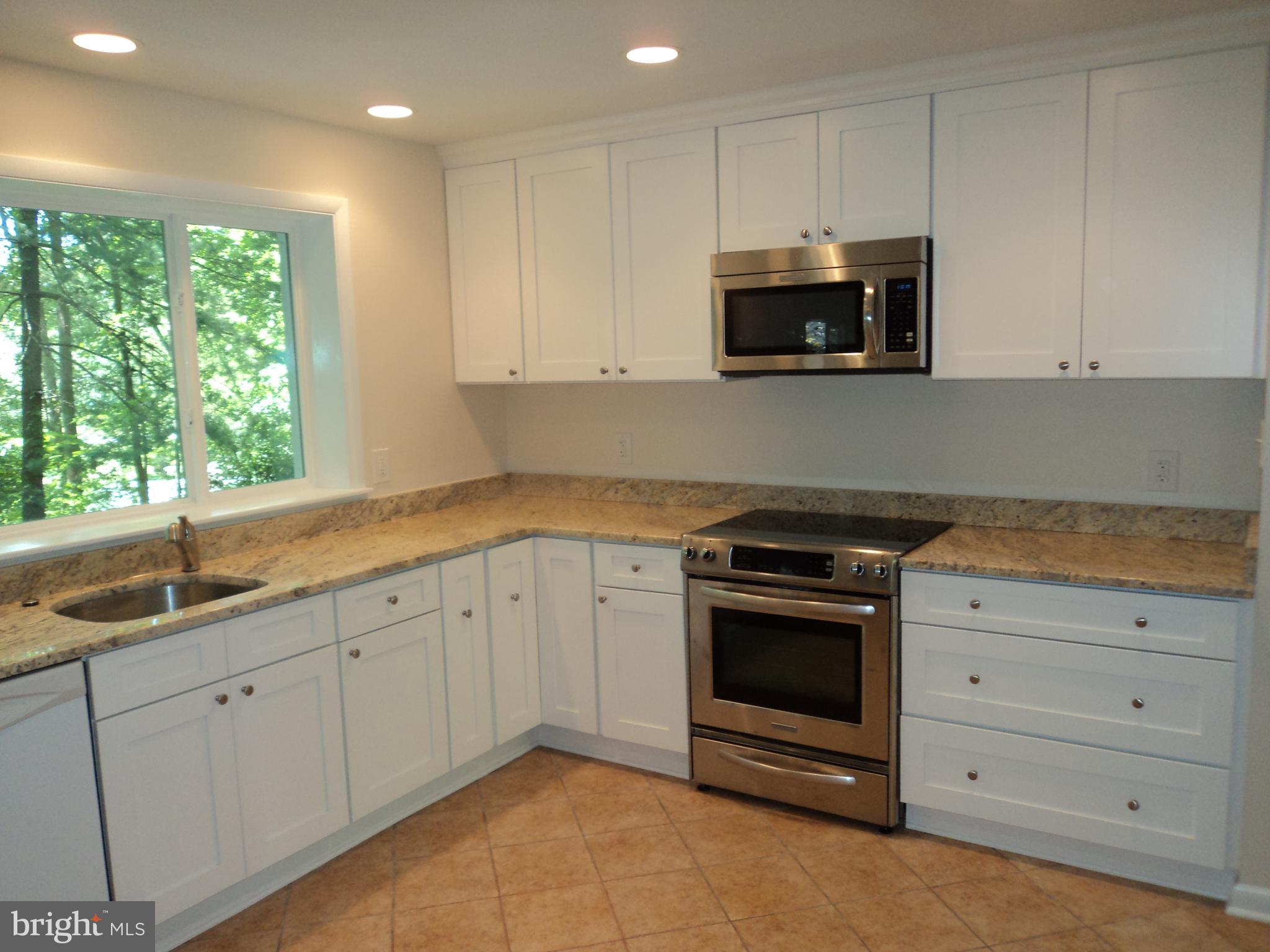 8212 Hawthorne Road Bethesda, MD 20817 - Photo 3 of 11