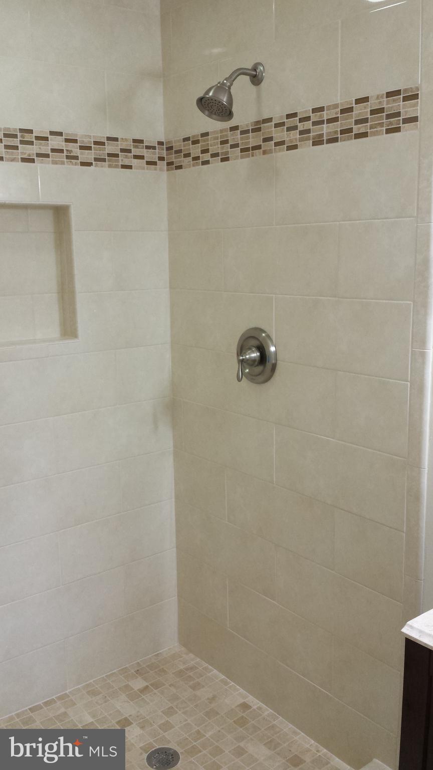 8212 Hawthorne Road Bethesda, MD 20817 - Photo 7 of 11