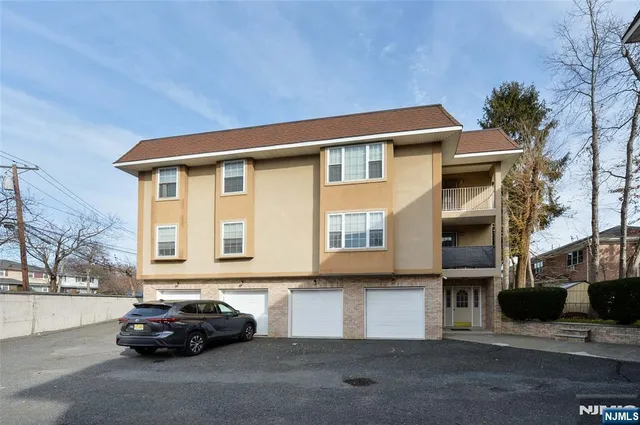 $499,000 | 150 Grand Avenue, Unit 1A, Hackensack, NJ 07601
