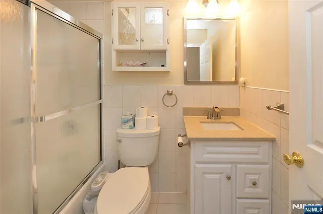 $499,000 | 150 Grand Avenue, Unit 1A, Hackensack, NJ 07601