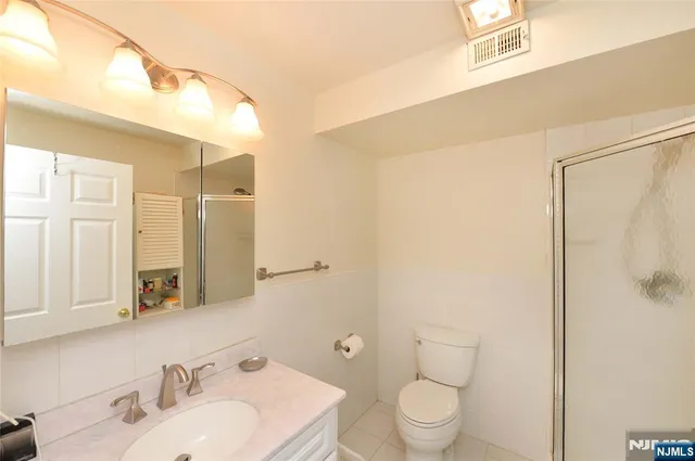 $499,000 | 150 Grand Avenue, Unit 1A, Hackensack, NJ 07601