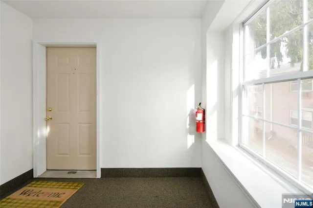 $499,000 | 150 Grand Avenue, Unit 1A, Hackensack, NJ 07601