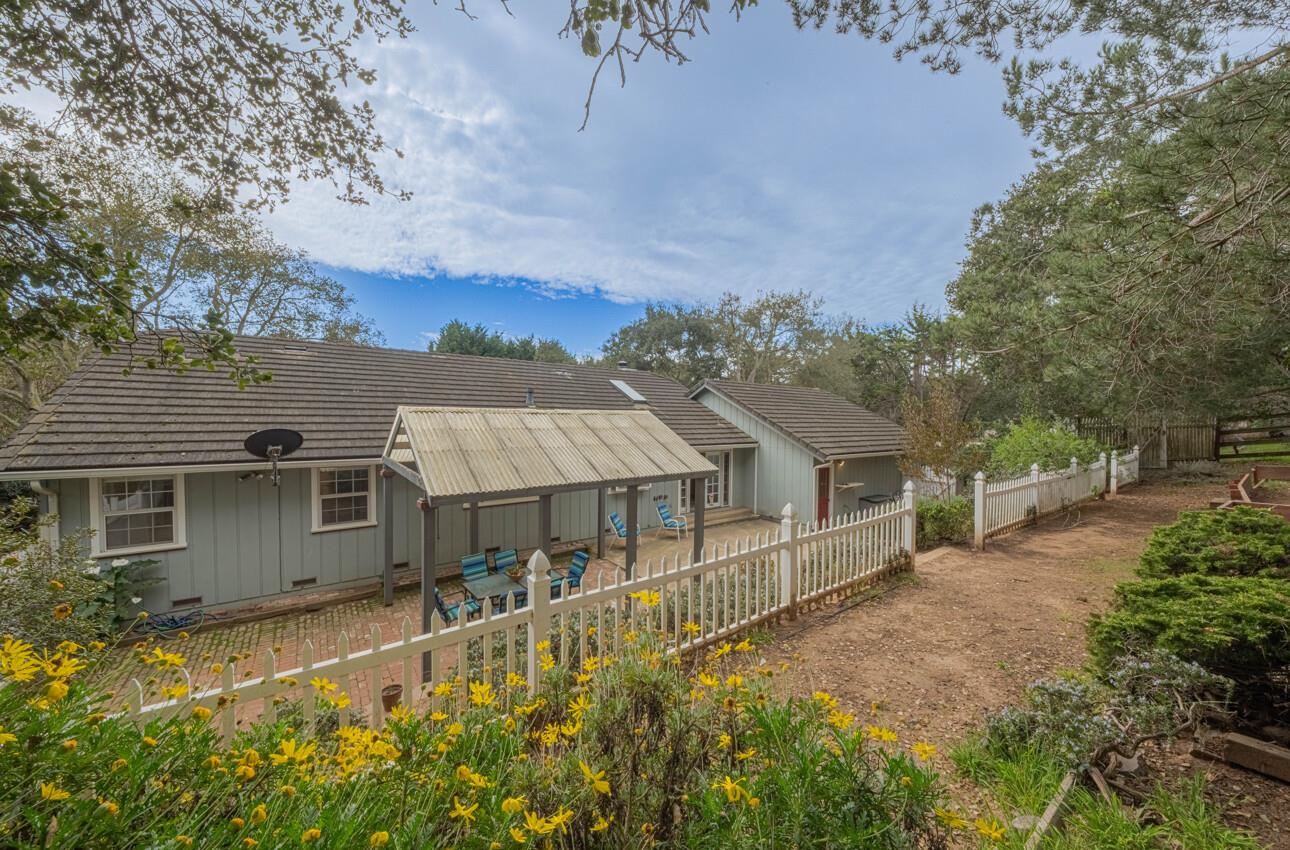 18191 Berta Canyon Road Salinas, CA 93907 - Photo 33 of 36 front view of a house with a yard