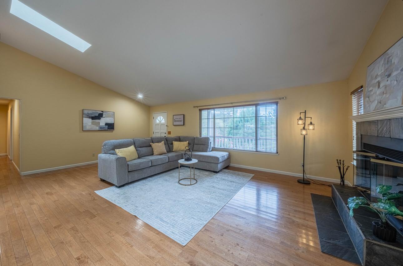 18191 Berta Canyon Road Salinas, CA 93907 - Photo 10 of 35