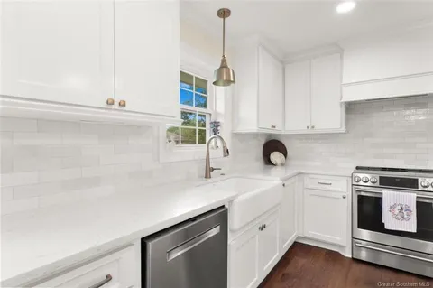 $484,900 | 1117 Inverness Drive, Lake Charles, LA 70605