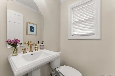 $484,900 | 1117 Inverness Drive, Lake Charles, LA 70605