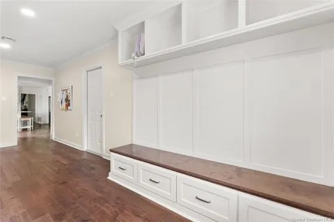 $484,900 | 1117 Inverness Drive, Lake Charles, LA 70605