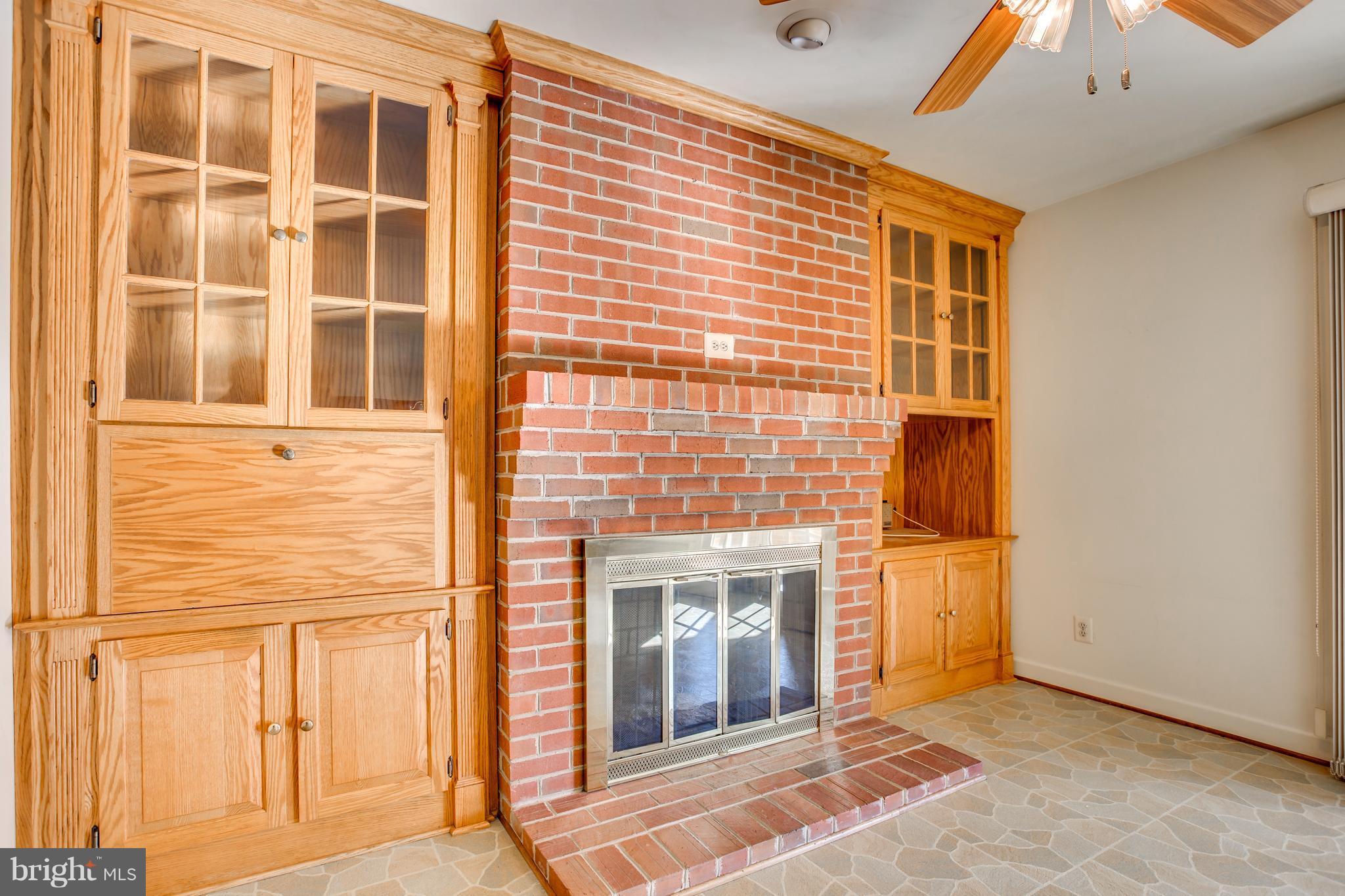 4950 Lansdowne Road Fredericksburg, VA 22408 - Photo 13 of 29 Family Room with gas fireplace and built-ins