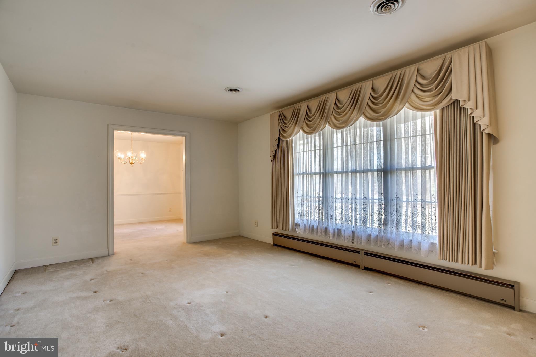 4950 Lansdowne Road Fredericksburg, VA 22408 - Photo 17 of 29 Large formal living room