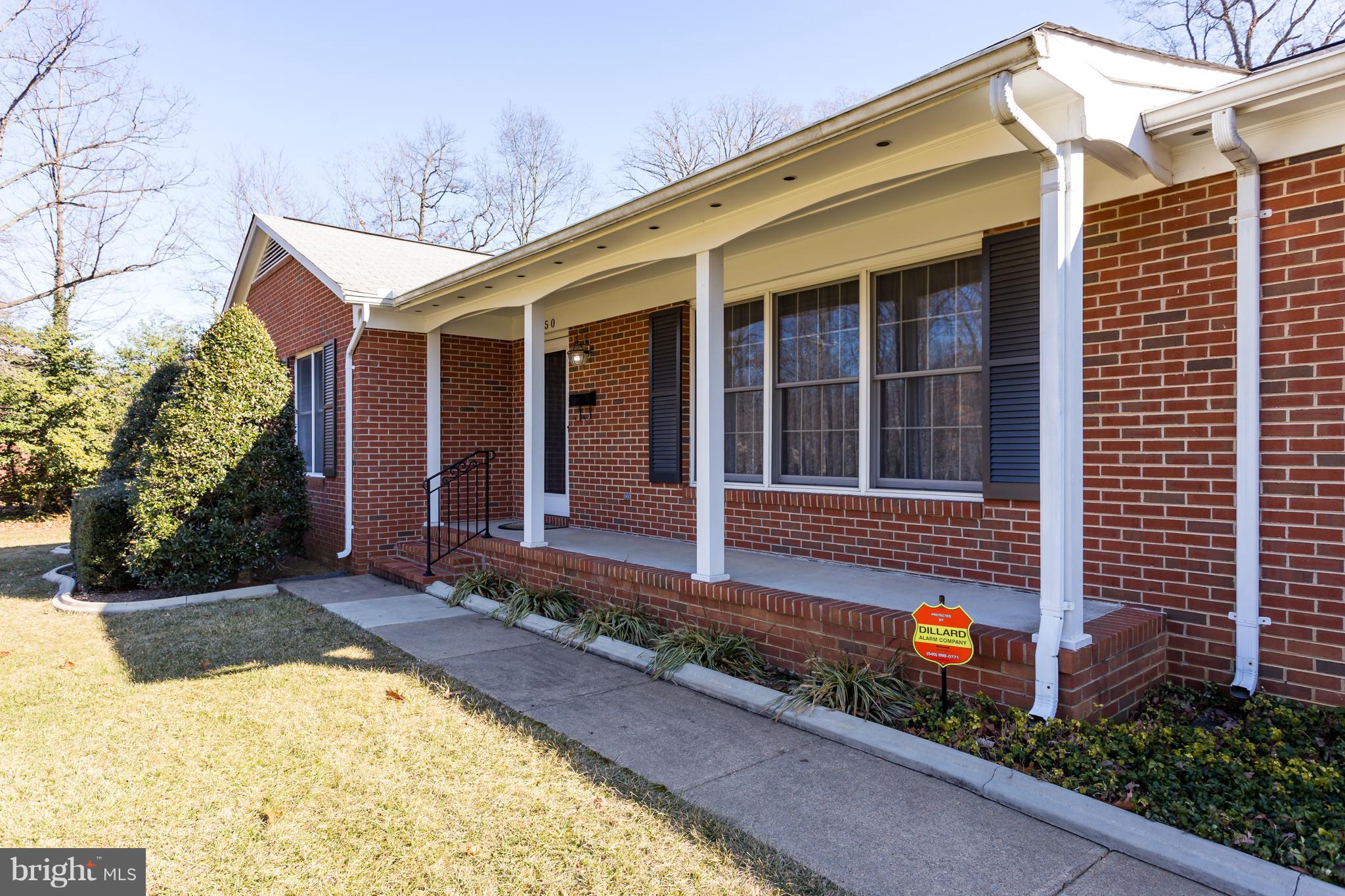 4950 Lansdowne Road Fredericksburg, VA 22408 - Photo 3 of 29 Covered front porch