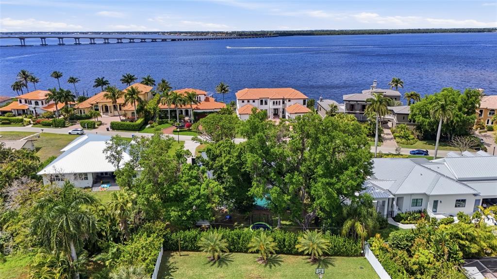 3931 West Riverside Drive Fort Myers, FL 33901 - Photo 6 of 50