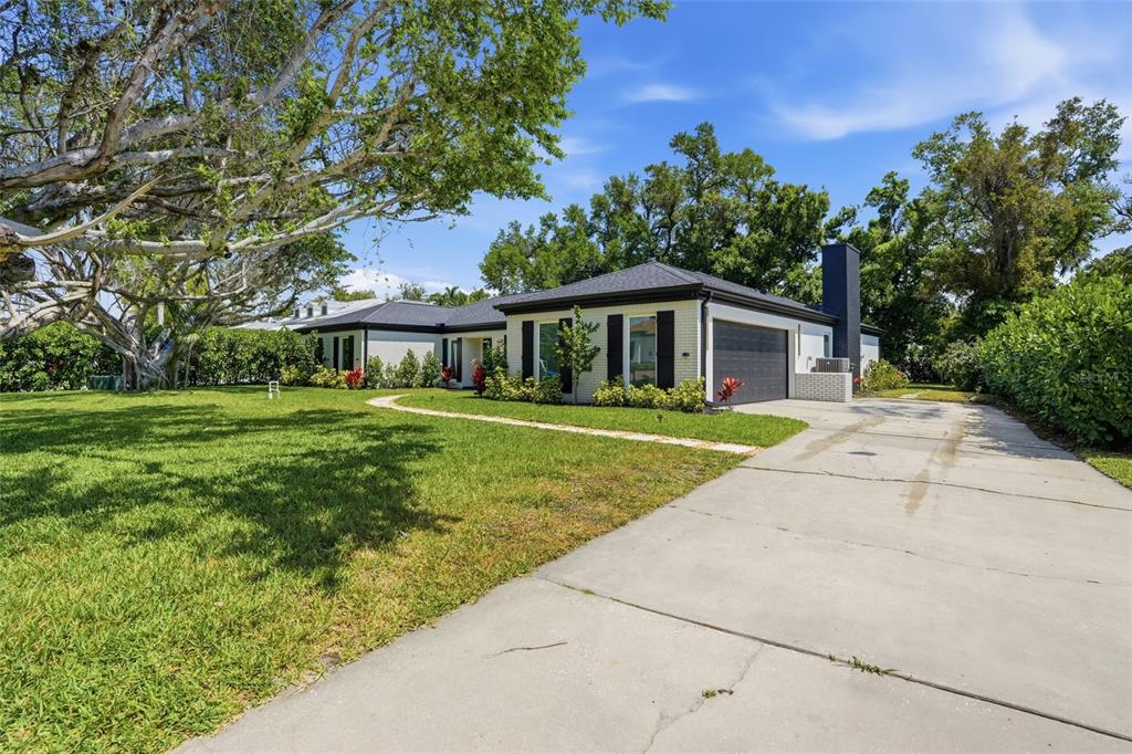 3931 West Riverside Drive Fort Myers, FL 33901 - Photo 9 of 50