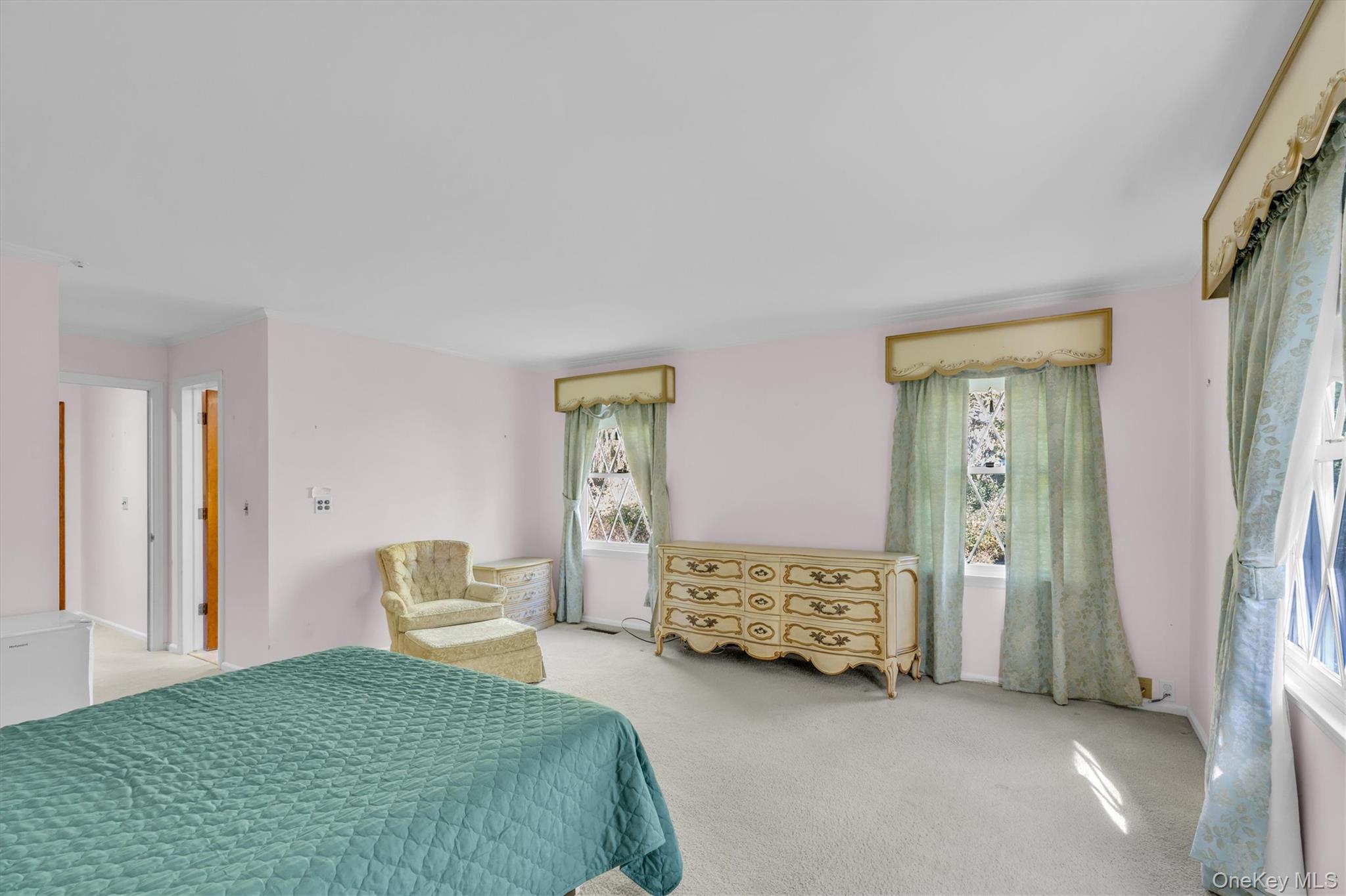 133 Old Field Road Setauket, NY 11733 - Photo 17 of 29