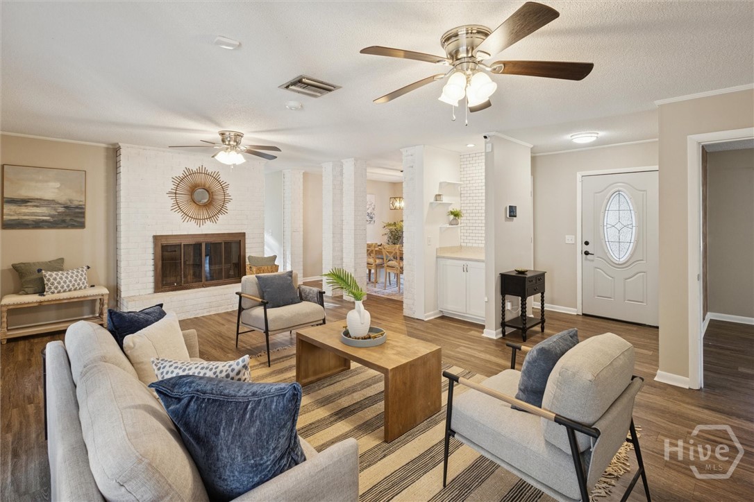 910 Kings Road Hinesville, GA 31313 - Photo 5 of 43