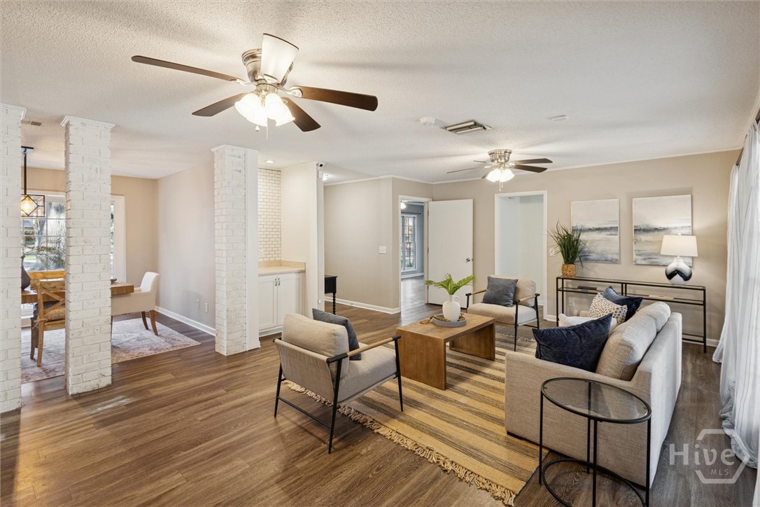910 Kings Road Hinesville, GA 31313 - Photo 9 of 43