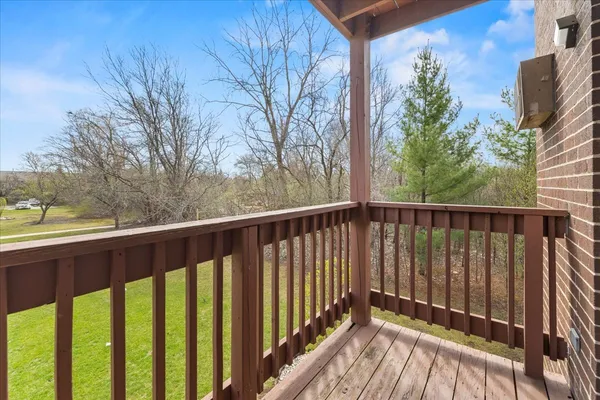 $180,000 | 1000 Spruce Street, Unit 2A, Glendale Heights, IL 60139
