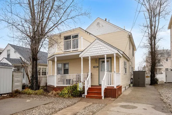 $775,777 | 623 West Spruce Avenue, North Wildwood, NJ 08260