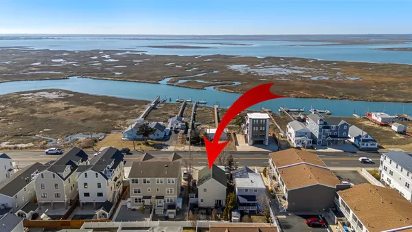 $775,777 | 623 West Spruce Avenue, North Wildwood, NJ 08260