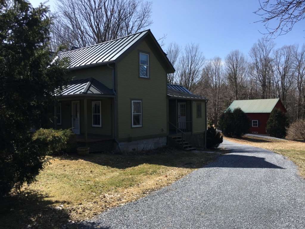 997 Four Winds Road Ferrisburgh, VT 05473 - Photo 2 of 26 Gallery Image 2
