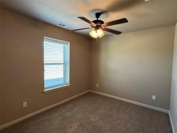 $2,000 | 1443 Lauren Lane, Granbury, TX 76048