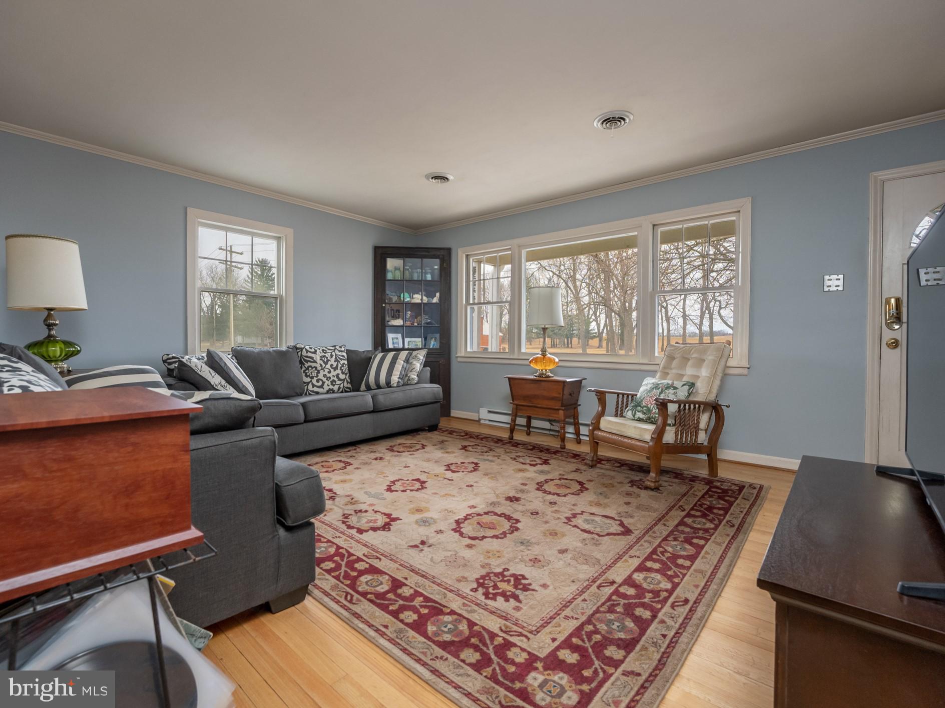 11349 Bemisderfer Road Greencastle, PA 17225 - Photo 4 of 41 Gallery Image 4