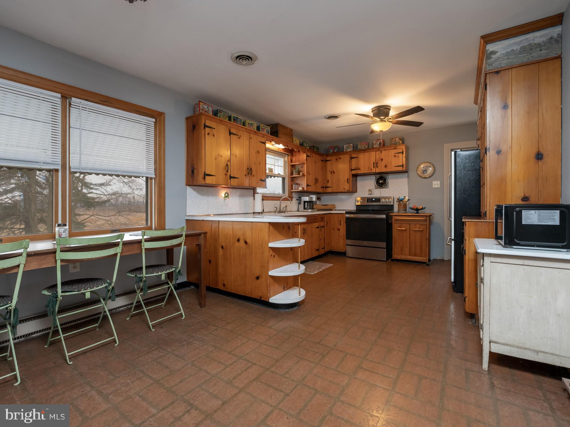 11349 Bemisderfer Road Greencastle, PA 17225 - Photo 7 of 41 Gallery Image 7
