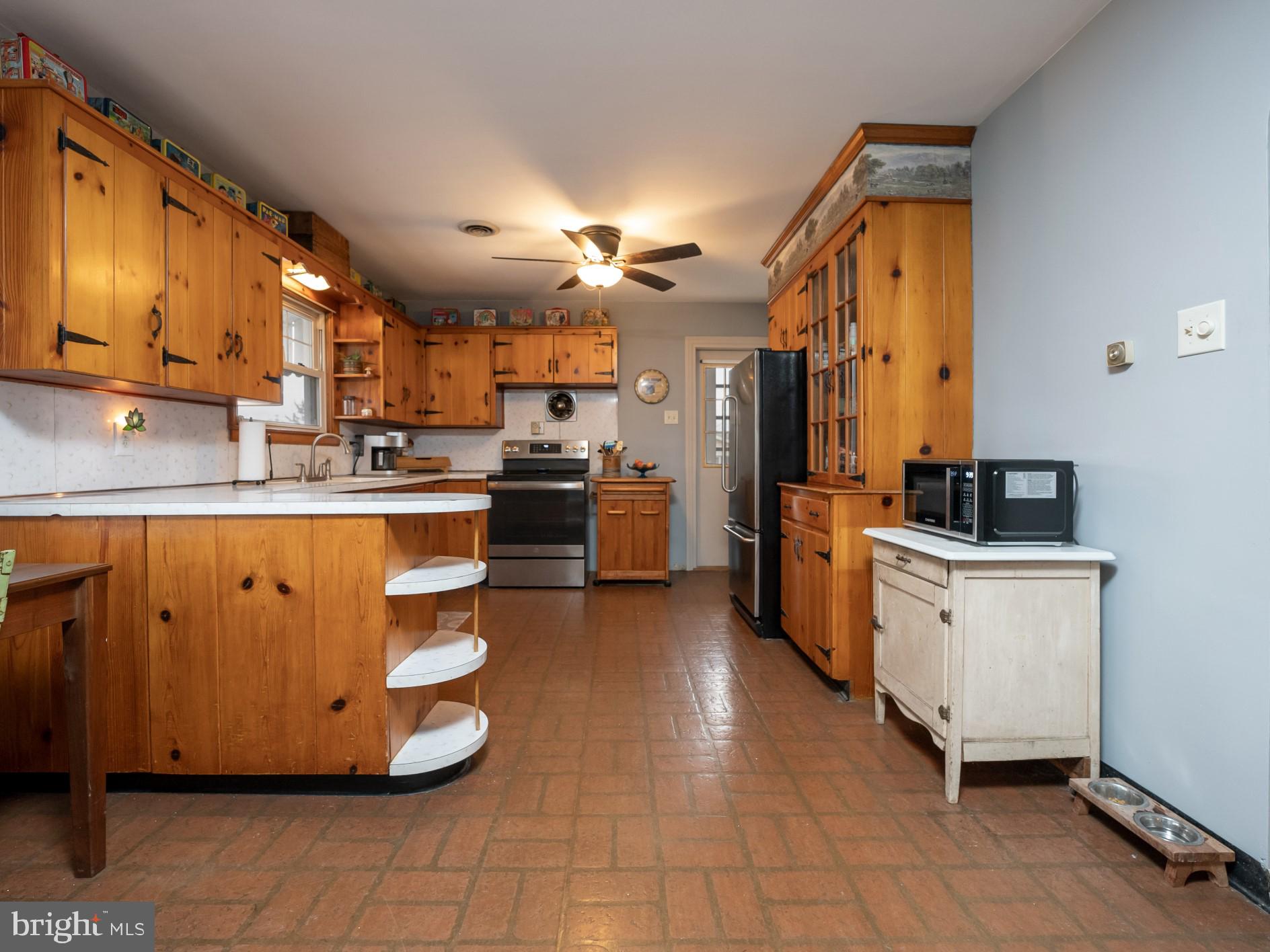11349 Bemisderfer Road Greencastle, PA 17225 - Photo 8 of 41 Gallery Image 8